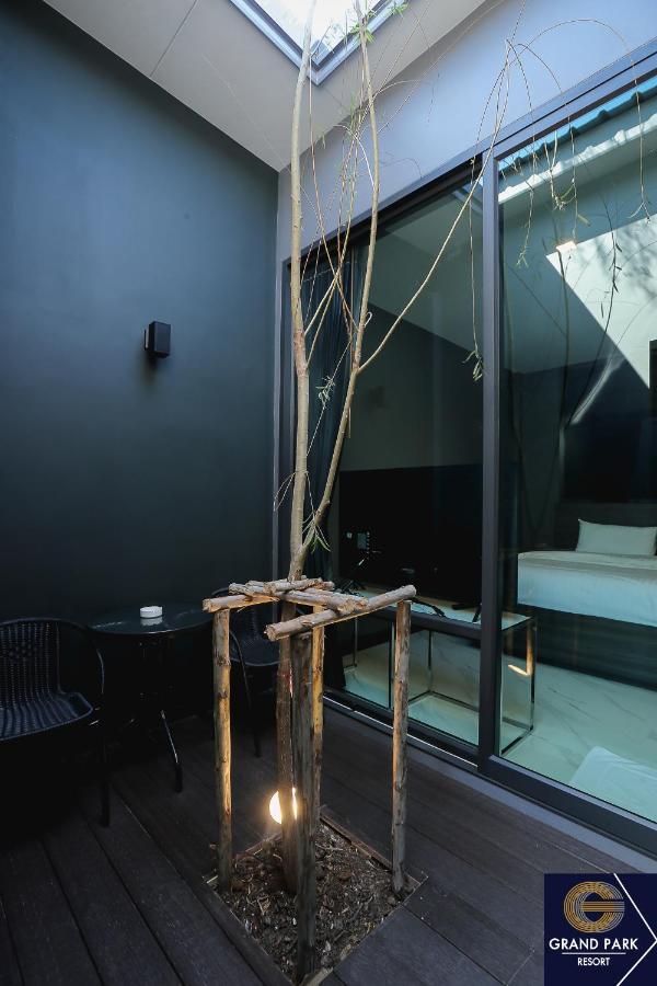 Grand Park Resort Bangkok Ngoại thất bức ảnh