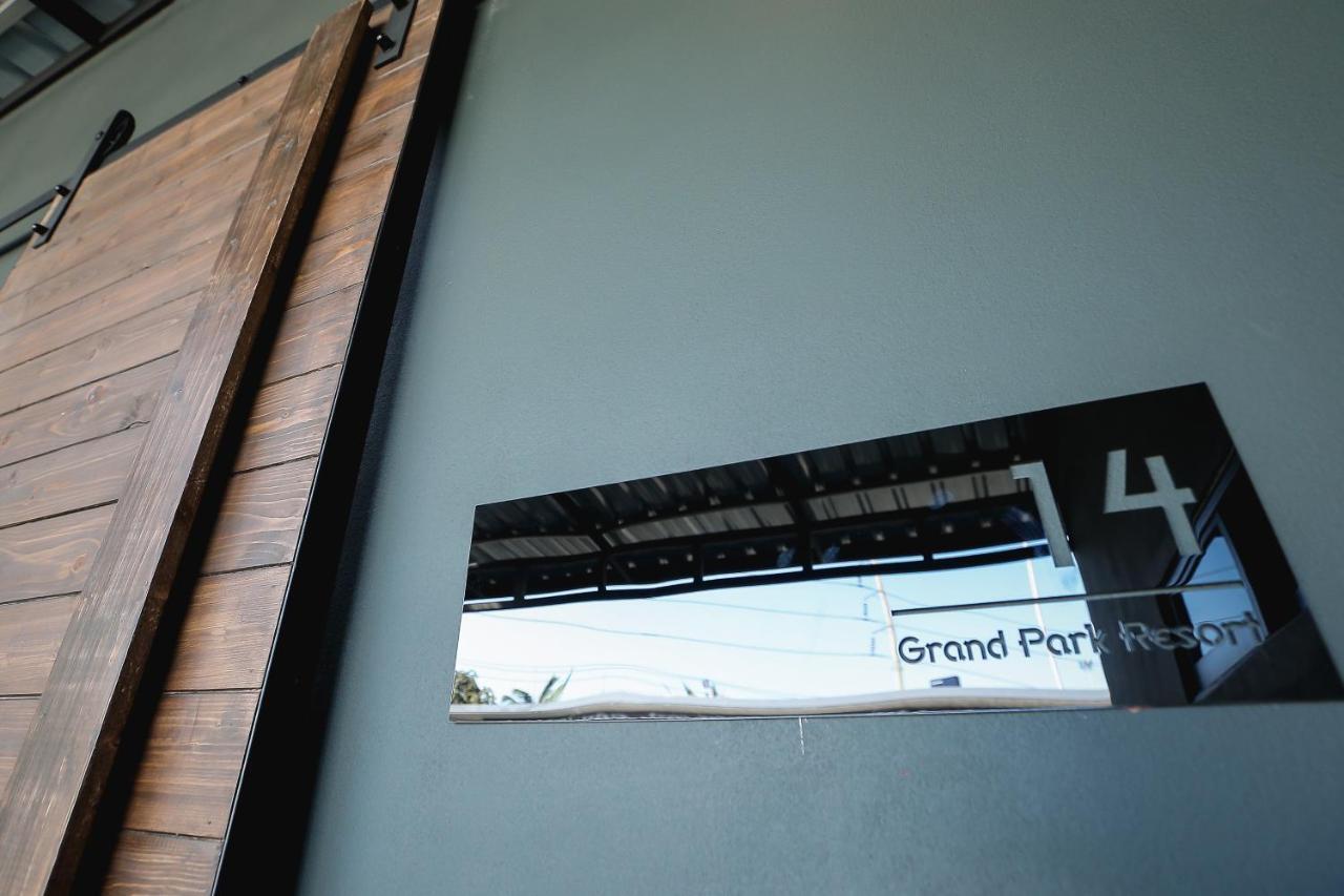 Grand Park Resort Bangkok Ngoại thất bức ảnh